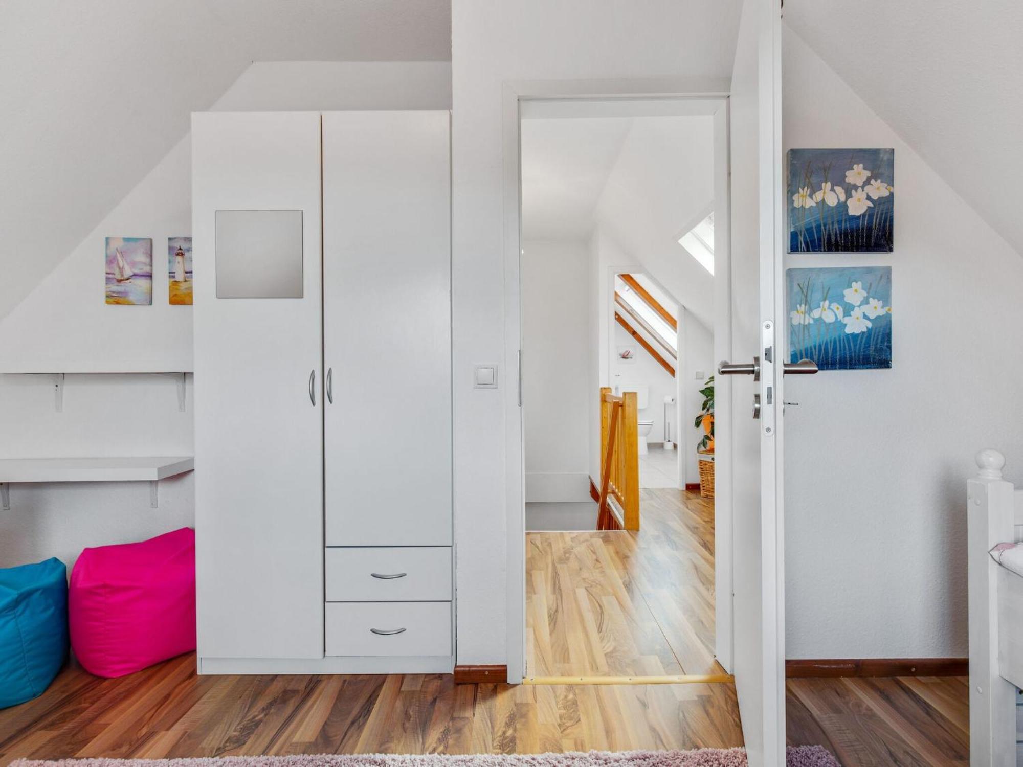 Enticing Holiday Home In Oldenburg With Garden Near Sea Dannau Dış mekan fotoğraf